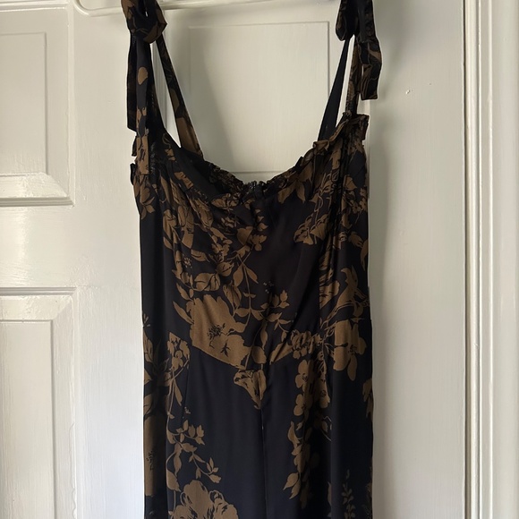 Reformation Alfred Jumpsuit - Picture 3 of 5